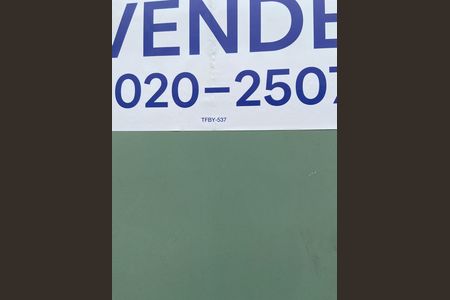 Casa à venda com 600m², 6 quartos e 2 vagas Casa à venda com 600m², 6 quartos e 2 vagasID