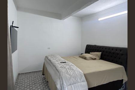 Casa à venda com 600m², 6 quartos e 2 vagas Casa à venda com 600m², 6 quartos e 2 vagasQuarto 5