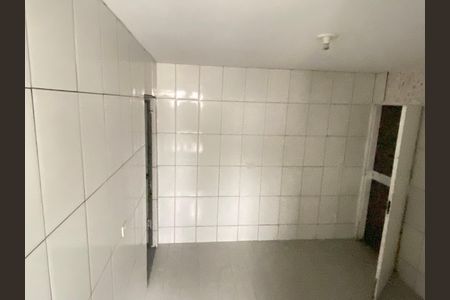 Casa à venda com 600m², 6 quartos e 2 vagas Casa à venda com 600m², 6 quartos e 2 vagasQuarto 6