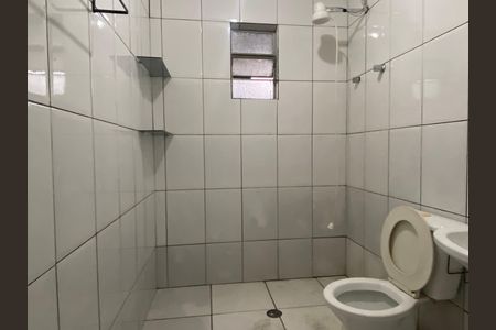 Casa à venda com 600m², 6 quartos e 2 vagas Casa à venda com 600m², 6 quartos e 2 vagasBanheiro 1