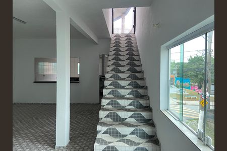 Casa à venda com 600m², 6 quartos e 2 vagas Casa à venda com 600m², 6 quartos e 2 vagasSala