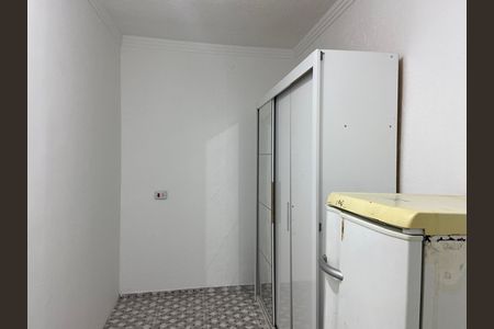 Casa à venda com 600m², 6 quartos e 2 vagas Casa à venda com 600m², 6 quartos e 2 vagasQuarto 4