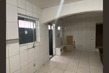 Casa à venda com 600m², 6 quartos e 2 vagas Casa à venda com 600m², 6 quartos e 2 vagasSala 3
