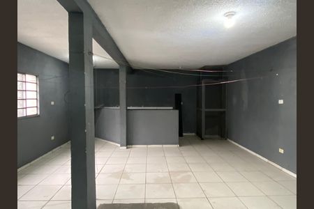 Casa à venda com 600m², 6 quartos e 2 vagas Casa à venda com 600m², 6 quartos e 2 vagasÁrea externa