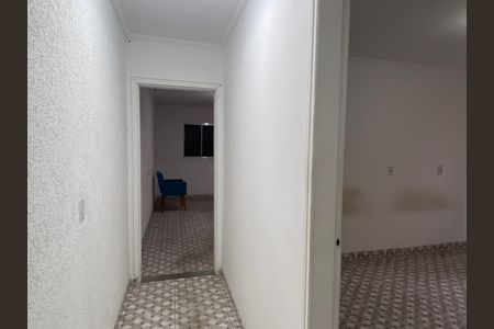 Casa à venda com 600m², 6 quartos e 2 vagas Casa à venda com 600m², 6 quartos e 2 vagasCorredor