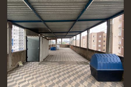 Casa à venda com 600m², 6 quartos e 2 vagas Casa à venda com 600m², 6 quartos e 2 vagasTerraço