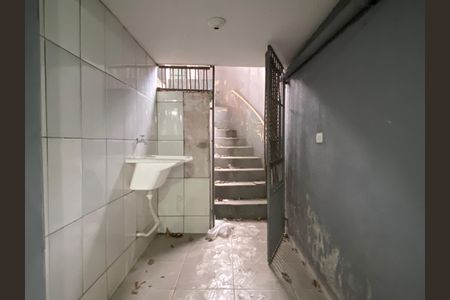 Casa à venda com 600m², 6 quartos e 2 vagas Casa à venda com 600m², 6 quartos e 2 vagasÁrea externa - Área de Serviço