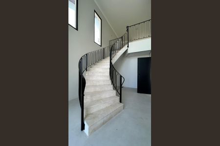 Sala de casa à venda com 3 quartos, 257m² em Morada dos Pássaros, Barueri