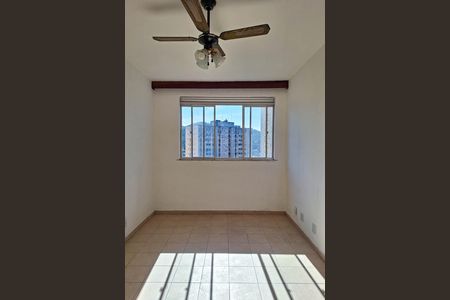 Sala de apartamento para alugar com 2 quartos, 54m² em Fonseca, Niterói