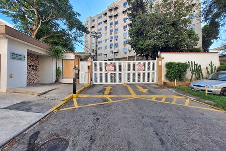 Apartamento para alugar com 54m², 2 quartos e 1 vaga Apartamento para alugar com 54m², 2 quartos e 1 vagaFachada