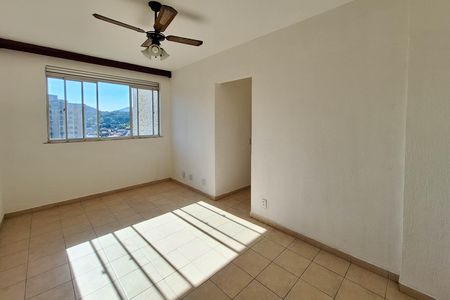 Sala de apartamento para alugar com 2 quartos, 54m² em Fonseca, Niterói