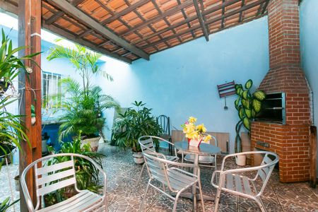 Casa para alugar com 60m², 2 quartos e 1 vaga Casa para alugar com 60m², 2 quartos e 1 vagaÁrea Externa