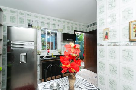 Casa para alugar com 60m², 2 quartos e 1 vaga Casa para alugar com 60m², 2 quartos e 1 vagaCozinha