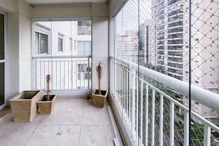 Apartamento para alugar com 57m², 2 quartos e 1 vagaVaranda