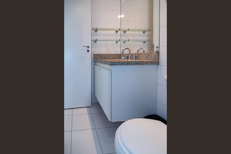 Apartamento para alugar com 57m², 2 quartos e 1 vagaBanheiro