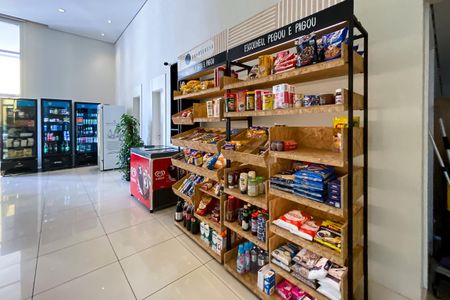 Apartamento para alugar com 57m², 2 quartos e 1 vagaMini Mercado