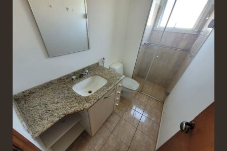 Apartamento à venda com 132m², 4 quartos e 3 vagas Apartamento à venda com 132m², 4 quartos e 3 vagasBanheiro