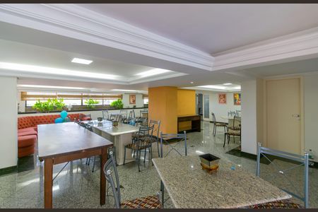Apartamento à venda com 165m², 3 quartos e 2 vagas Apartamento à venda com 165m², 3 quartos e 2 vagasÁrea externa