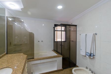 Apartamento à venda com 165m², 3 quartos e 2 vagas Apartamento à venda com 165m², 3 quartos e 2 vagasBanheiro