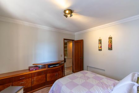 Apartamento à venda com 165m², 3 quartos e 2 vagas Apartamento à venda com 165m², 3 quartos e 2 vagasQuarto