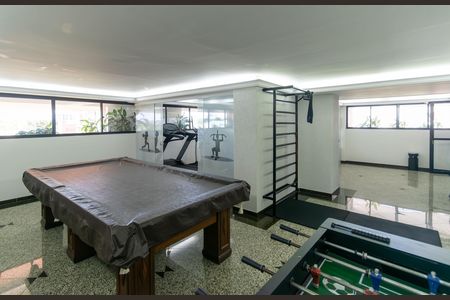 Apartamento à venda com 165m², 3 quartos e 2 vagas Apartamento à venda com 165m², 3 quartos e 2 vagasÁrea externa