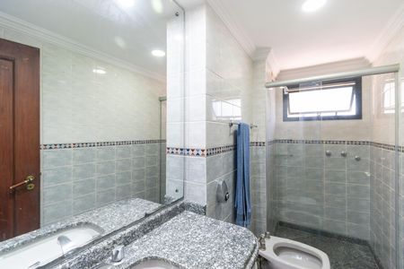 Apartamento à venda com 165m², 3 quartos e 2 vagas Apartamento à venda com 165m², 3 quartos e 2 vagasBanheiro
