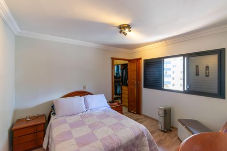 Apartamento à venda com 165m², 3 quartos e 2 vagas Apartamento à venda com 165m², 3 quartos e 2 vagasQuarto