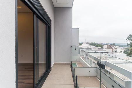 Casa de condomínio para alugar com 260m², 3 quartos e 5 vagasVaranda da Suíte 2