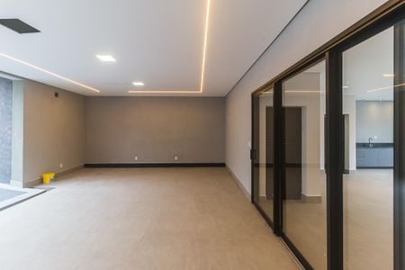 Casa de condomínio para alugar com 260m², 3 quartos e 5 vagasGaragem
