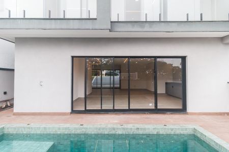 Casa de condomínio para alugar com 260m², 3 quartos e 5 vagasPiscina