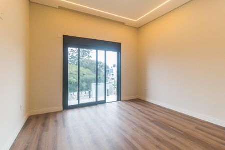 Casa de condomínio para alugar com 260m², 3 quartos e 5 vagasSuíte 2