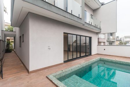 Casa de condomínio para alugar com 260m², 3 quartos e 5 vagasPiscina