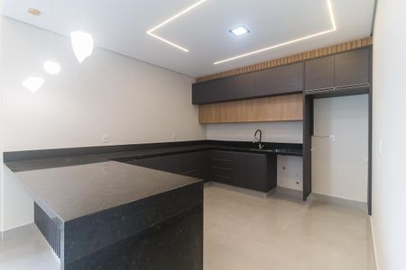 Casa de condomínio para alugar com 270m², 3 quartos e 4 vagasCozinha