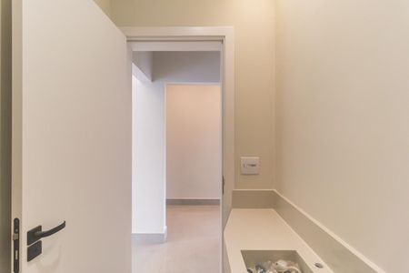 Casa de condomínio para alugar com 270m², 3 quartos e 4 vagasLavabo