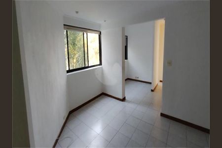 Apartamento à venda com 63m², 2 quartos e 1 vaga