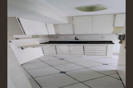 Apartamento à venda com 63m², 2 quartos e 1 vaga