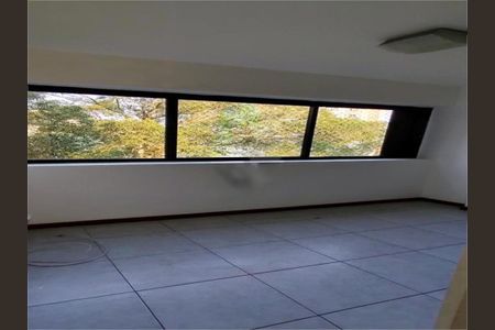 Apartamento à venda com 63m², 2 quartos e 1 vaga