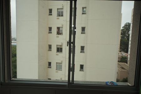 Apartamento à venda com 37m², 2 quartos e sem vagaÁrea de Serviço- Vista 
