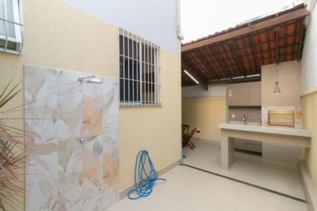 Apartamento para alugar com 130m², 3 quartos e 1 vaga