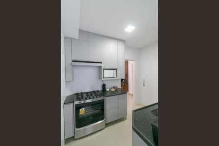 Apartamento para alugar com 130m², 3 quartos e 1 vaga