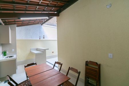 Apartamento para alugar com 130m², 3 quartos e 1 vaga