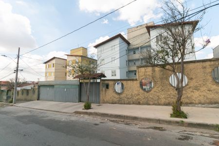 Apartamento para alugar com 130m², 3 quartos e 1 vaga