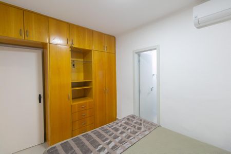 Apartamento para alugar com 130m², 3 quartos e 1 vaga
