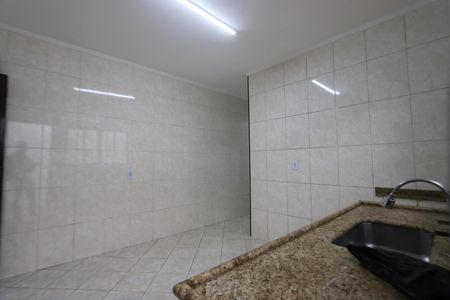 Casa para alugar com 100m², 2 quartos e 2 vagasCozinha