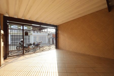 Casa para alugar com 100m², 2 quartos e 2 vagasGaragem