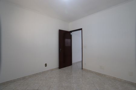 Casa para alugar com 100m², 2 quartos e 2 vagasQuarto 2