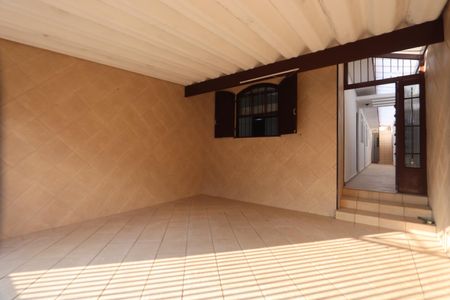 Casa para alugar com 100m², 2 quartos e 2 vagasGaragem