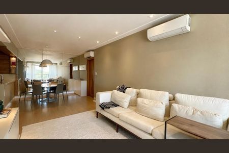 Apartamento à venda com 115m², 3 quartos e 1 vagaSala de TV