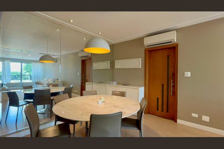 Apartamento à venda com 115m², 3 quartos e 1 vagaSala de Jantar