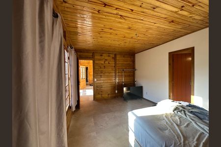 Casa à venda com 1000m², 2 quartos e 10 vagas Casa à venda com 1000m², 2 quartos e 10 vagasSuíte 2